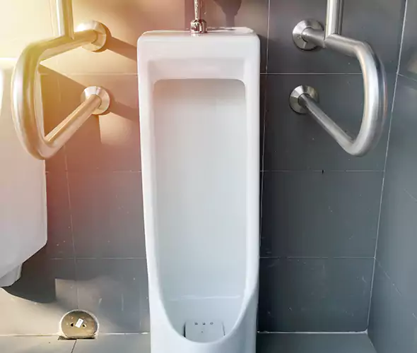Expert Urinal Installation in Oxnard, CA: Schedule Reliable Plumbing Services with Us